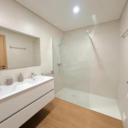 Entrecubos T2 - Center