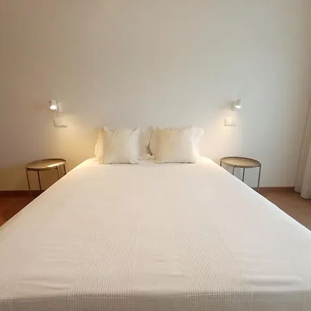 Entrecubos T2 - Center Apartment Olhão